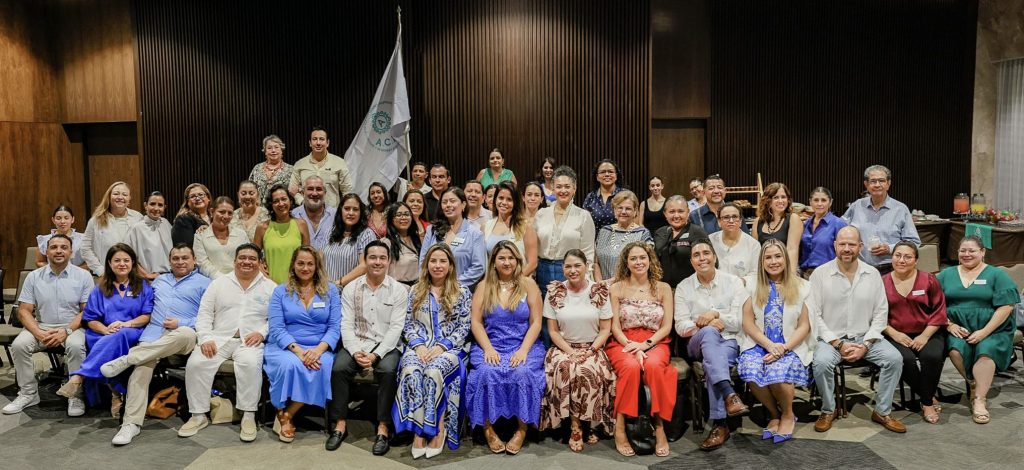 Asistentes Toma de protesta ACIBEP 2023